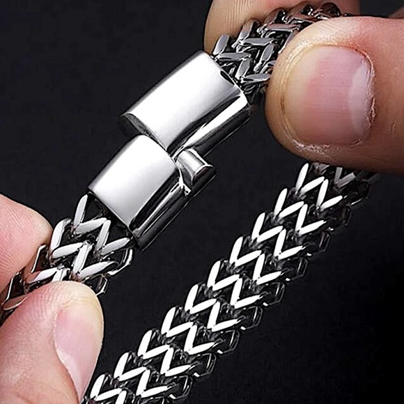 Stainless Steel Cuban Chain Magnetic Closure Hip Hop Bracelet - Picture 11 of 13
